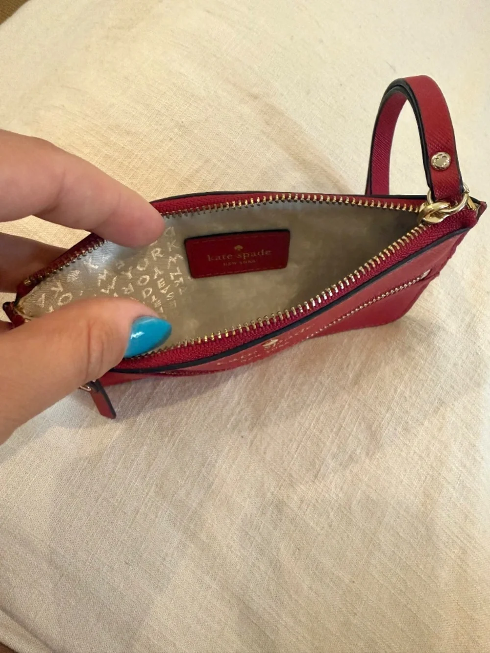 Kate Spade Vintage Wallet wristlet